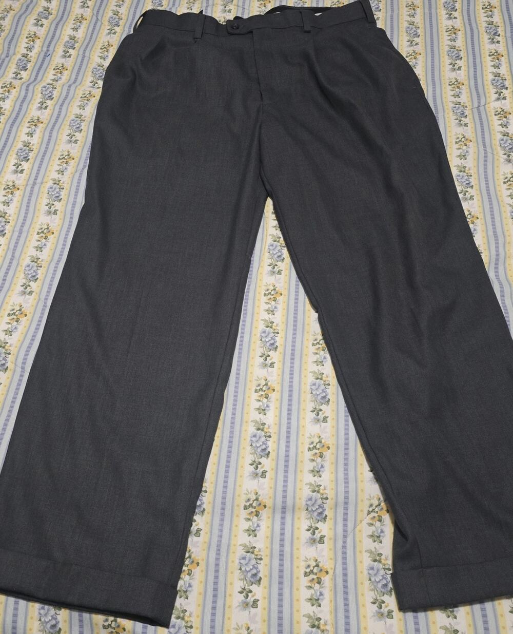 Perry Ellis Portfolio Mens Charcoal Gray Dress Pants 36x30 Pleated Cuffed